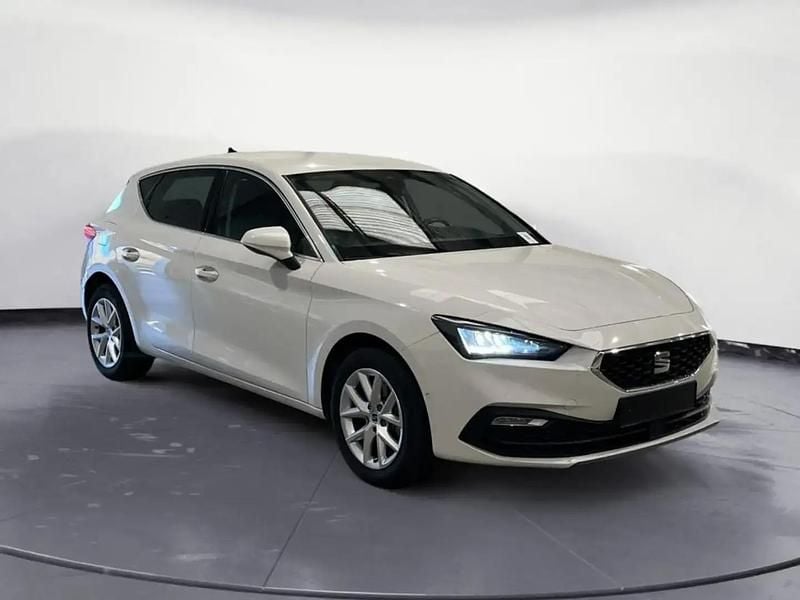 Occasion Seat Leon Style 116 ch (85 kW) 2025 Blanc Berline