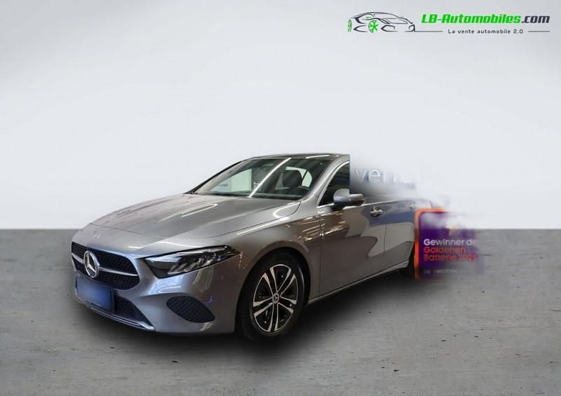 Utilisé 2023 Mercedes A180 Berline | 30 900 € (Prix juste) - Image 1/4