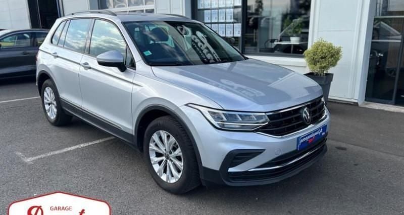 Gris Utilisé 2023 VW Tiguan Life SUV | 29 990 € (Super prix) - Image 1/4
