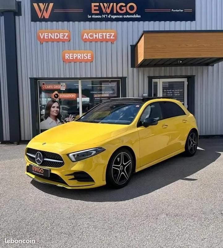 Jaune Utilisé 2019 Mercedes A200 AMG line Berline | 21 490 € (Bon prix) - Image 1/4