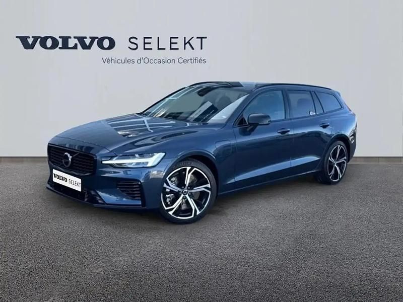 Bleu Nouvelle 2025 Volvo V60 Plus Break | 68 989 € - Image 1/4