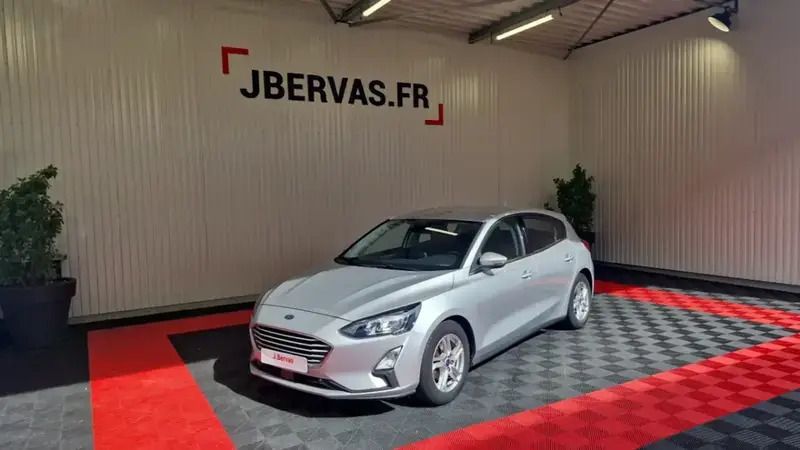 Utilisé 2021 Ford Focus Trend Berline | 15 590 € (Bon prix) - Image 1/4