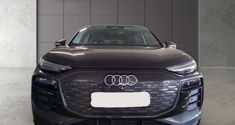 Utilisé 2024 Audi Q6 e-tron SUV | 61 850 € - Image 1/4