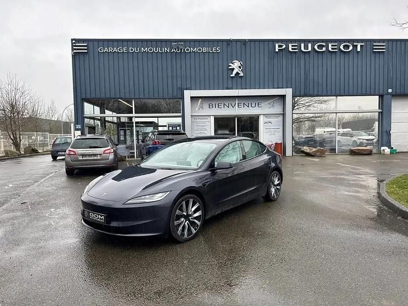 Gris Occasion 2023 Tesla Model 3 Berline | 44 490 € - Image 1/4