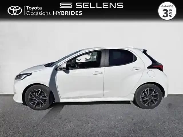 Occasion Toyota Yaris Hybrid Design 116 ch (85 kW) 2023 Blanc Berline