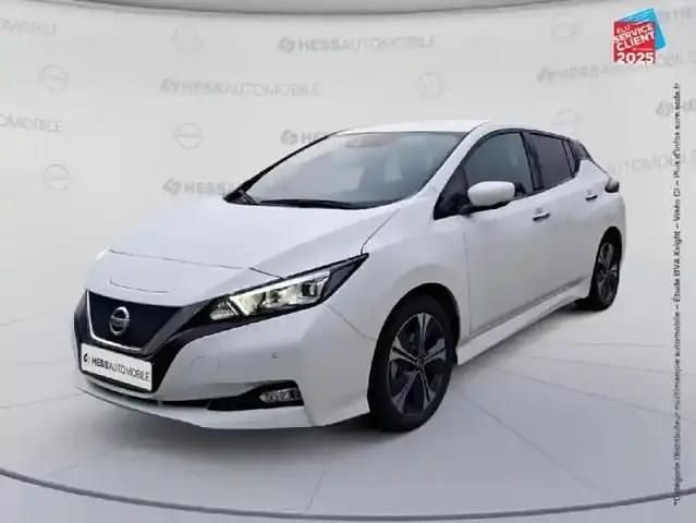 Blanc lunaire Occasion 2021 Nissan Leaf Tekna Citadine | 14 299 € - Image 1/4