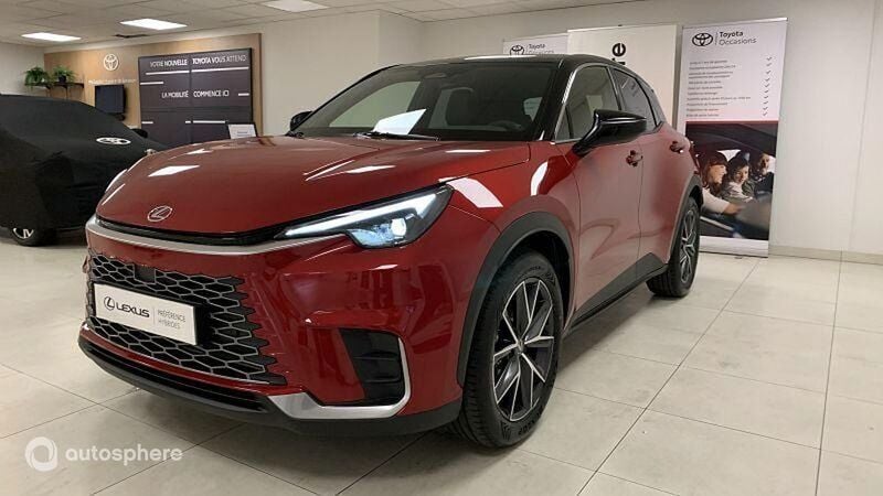 Biton Utilisé 2025 Lexus LBX SUV | 36 900 € (Prix juste) - Image 1/4