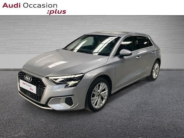 Occasion Audi A3 Sportback e-tron Design 150 ch (110 kW) 2022 Argent fleuret métallisé Citadine