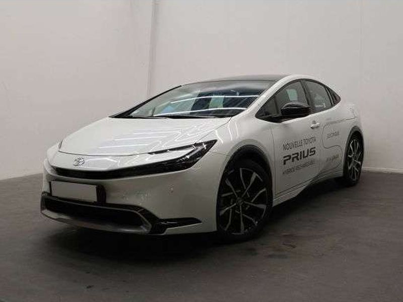 Utilisé 2023 Toyota Prius Design Citadine | 38 990 € (Prix cher) - Image 1/1