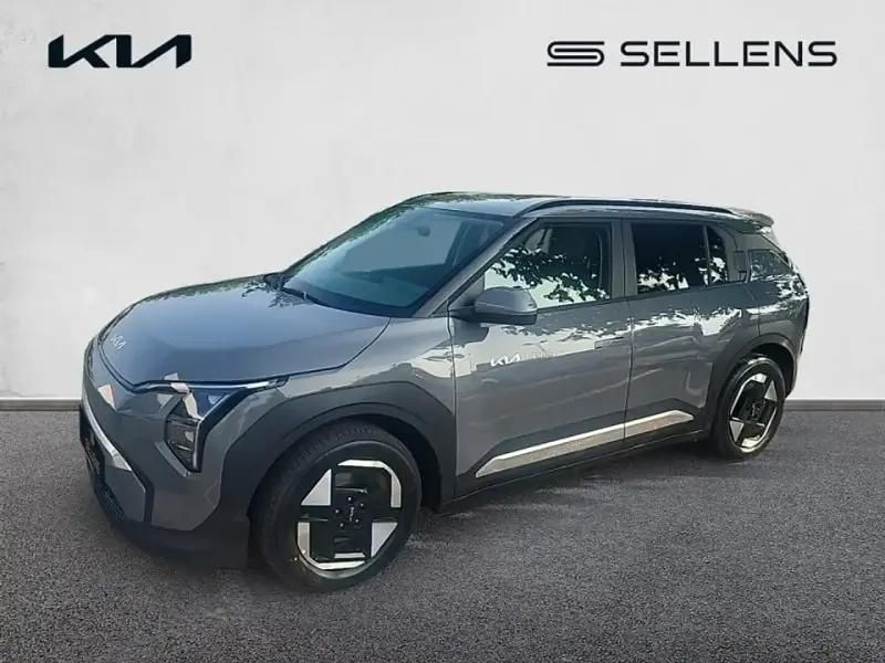 Gris Utilisé 2025 Kia EV3 2 SUV | 39 890 € (Prix juste) - Image 1/4