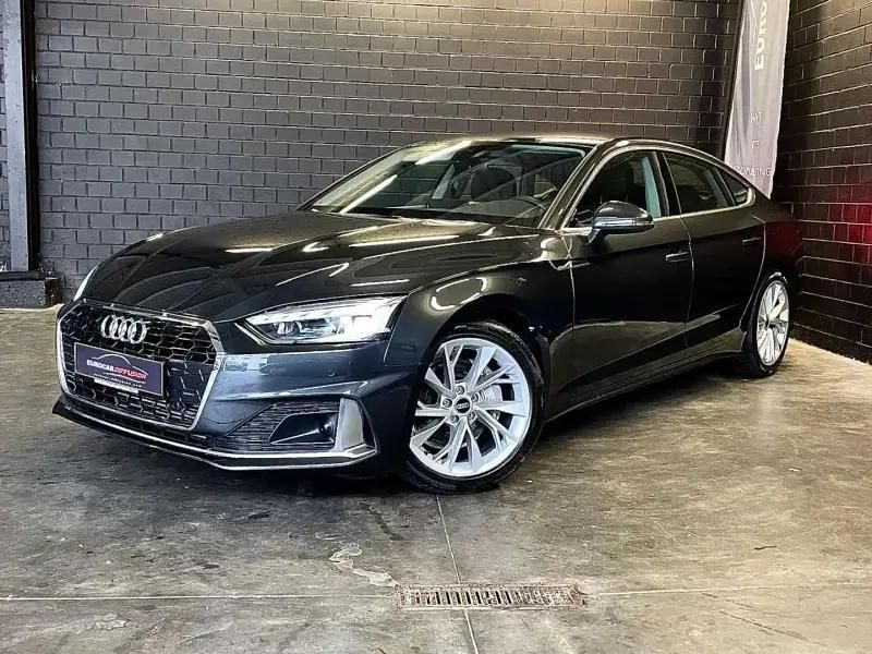 Gris Utilisé 2024 Audi A5 Sportback Prestige Berline | 41 835 € (Super prix) - Image 1/4