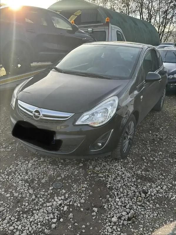 Occasion 2013 Opel Corsa Berline | 2 990 € - Image 1/4