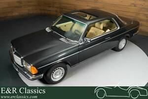 Noir Occasion 1977 Mercedes 280 Coupé | 24 950 € - Image 1/4