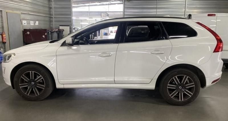Utilisé 2016 Volvo XC60 SUV | 13 990 € - Image 1/4