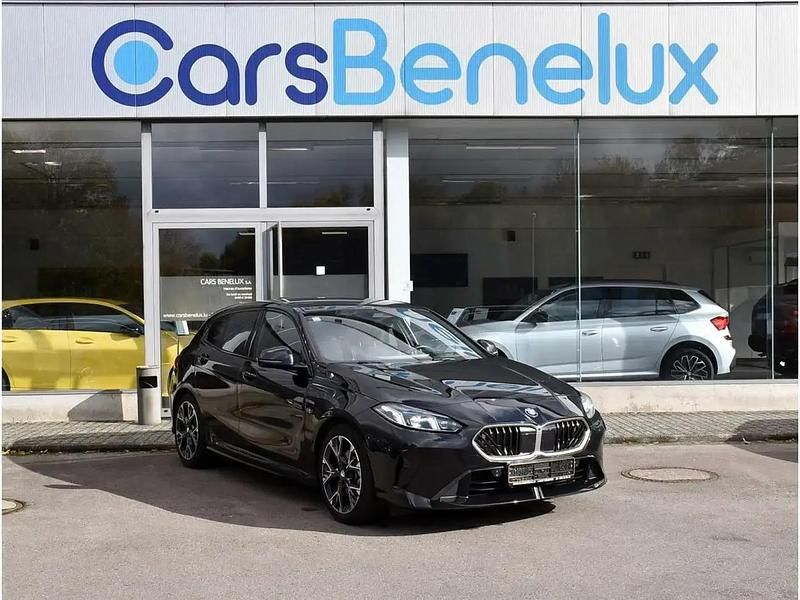 Noir Occasion 2025 BMW 120 M Sport Citadine | 35 890 € - Image 1/4