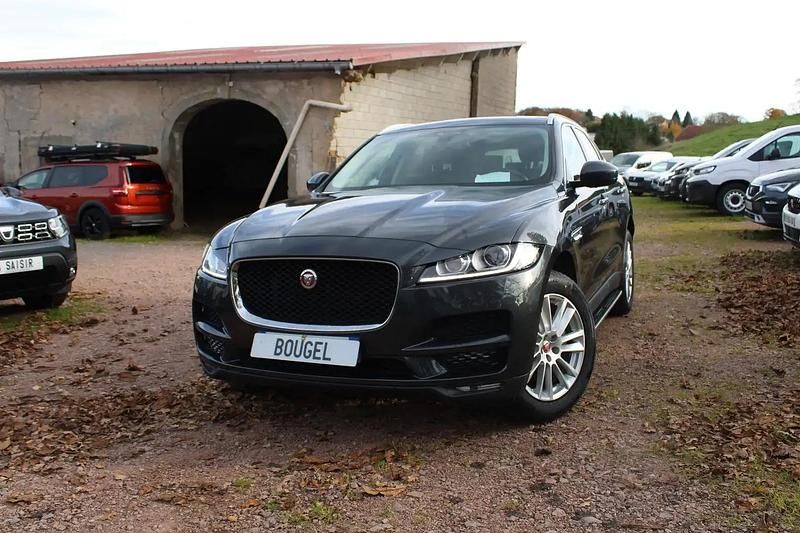 Gris Occasion 2017 Jaguar F-Pace Portfolio SUV | 21 990 € (Prix cher) - Image 1/4