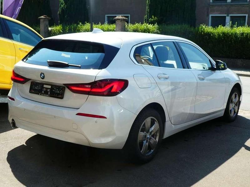 Occasion BMW 116 109 ch (80 kW) 2023 Blanc Citadine