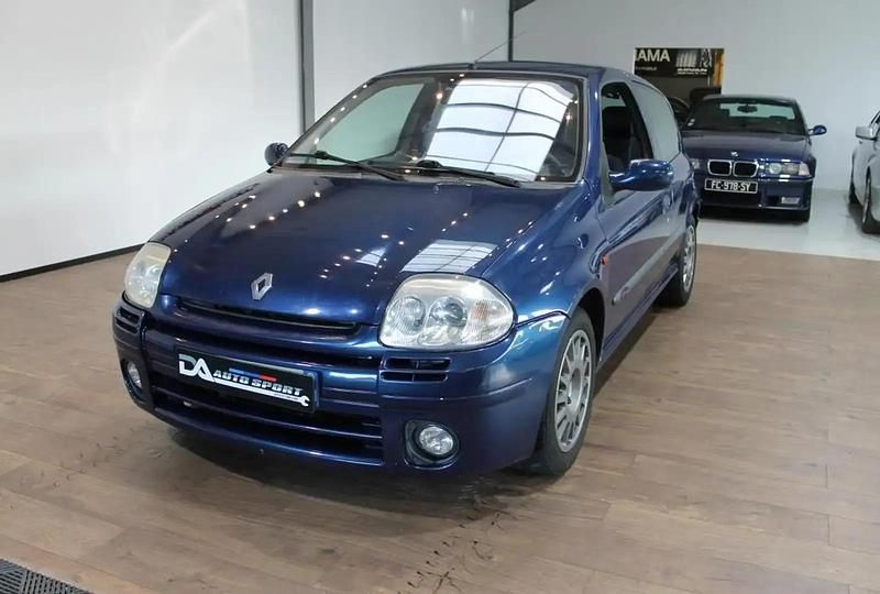 Occasion 2001 Renault Clio II Berline | 9 240 € (Prix cher) - Image 1/4