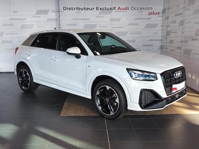 Blanc glacier métallisé Occasion 2025 Audi Q2 S-Line SUV | 37 990 € (Prix cher) - Image 1/4