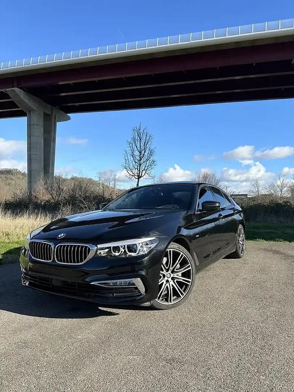 Occasion 2017 BMW 530 Gran Turismo Luxury Line Berline | 27 000 € - Image 1/4