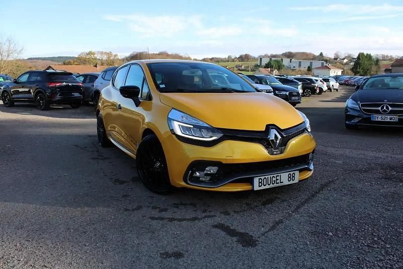 Occasion Renault Clio IV Trophy 223 ch (164 kW) 2017 Jaune Berline