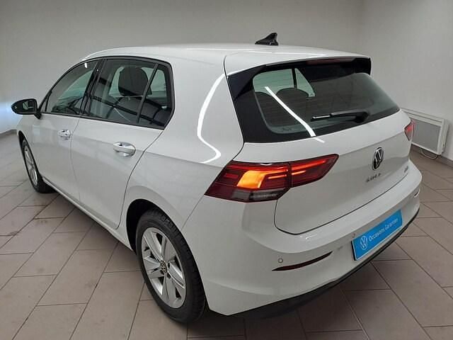 Occasion VW Golf VIII 131 ch (96 kW) 2022