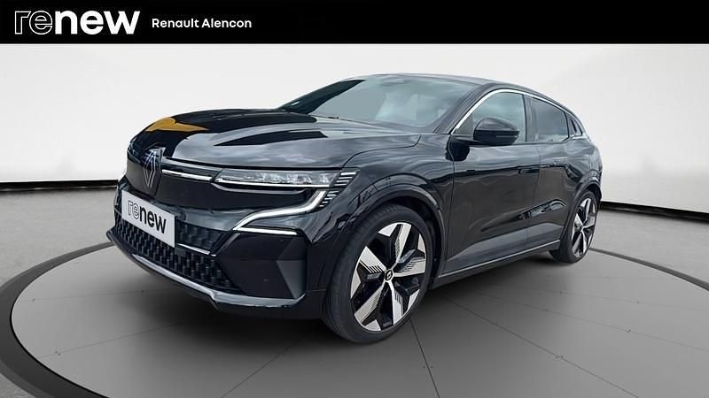Noir Utilisé 2022 Renault Mégane Techno Berline | 23 499 € (Bon prix) - Image 1/4