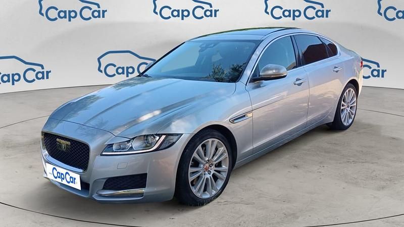 Utilisé 2017 Jaguar XF Prestige Berline | 19 950 € (Prix juste) - Image 1/3