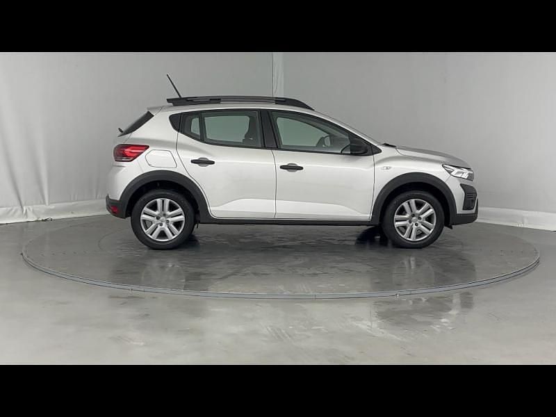 Occasion Dacia Sandero Essentiel 2023 Gris Citadine