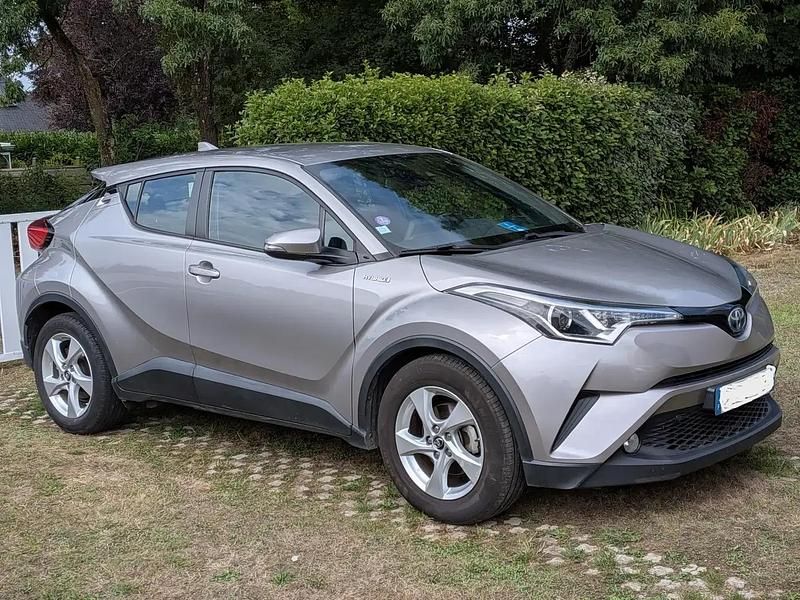 Utilisé 2018 Toyota C-HR SUV | 16 500 € (Bon prix) - Image 1/4