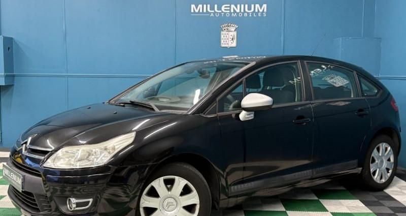 Noir Utilisé 2010 Citroën C4 Comfort Berline | 3 990 € (Prix juste) - Image 1/4