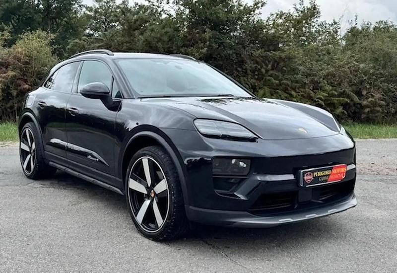 Noir Utilisé 2024 Porsche Macan SUV | 96 900 € - Image 1/4