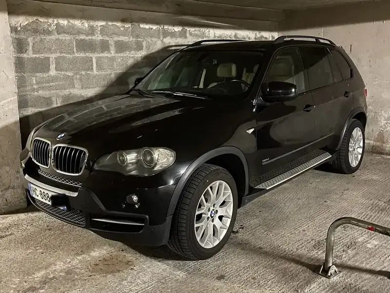 Noir Utilisé 2009 BMW X5 Exclusive SUV | 11 990 € (Prix juste) - Image 1/4