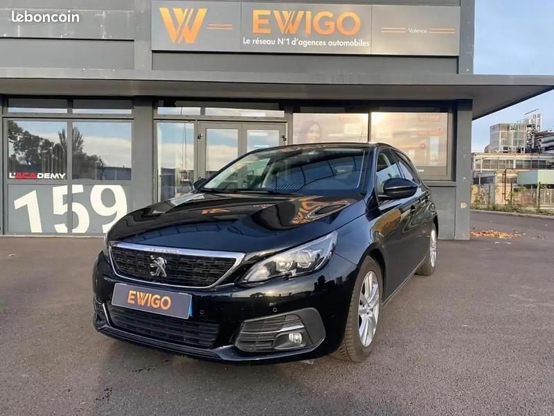 Utilisé 2018 Peugeot 308 Active Berline | 9 780 € (Prix juste) - Image 1/4