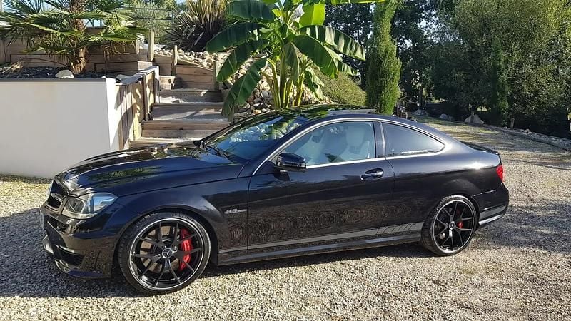 Noir Utilisé 2014 Mercedes C63 AMG AMG Coupé | 69 900 € - Image 1/4