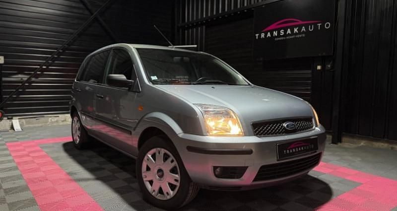 Utilisé 2005 Ford Fusion Monospace | 4 990 € - Image 1/4