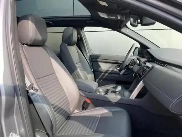 Occasion Land Rover Discovery 5 SE Dynamic 200 ch (147 kW) 2024 Eiger grey métallisé SUV