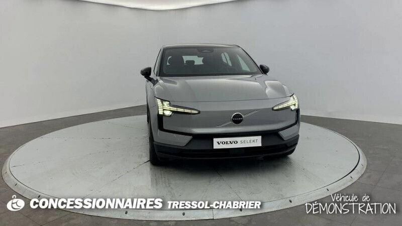 Gris Utilisé 2024 Volvo EX30 Plus SUV | 34 000 € (Prix juste) - Image 1/4