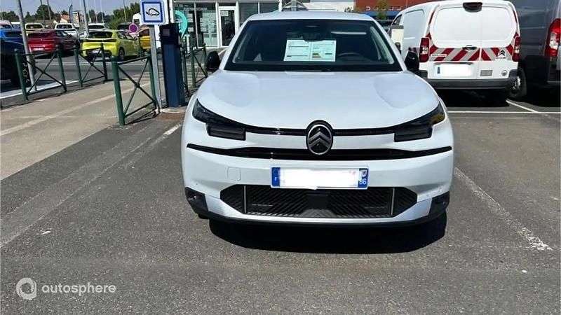 Blanc Utilisé 2025 Citroën e-C4 Berline | 38 000 € - Image 1/4