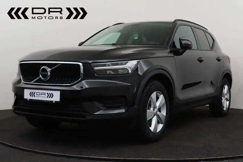 Noir Utilisé 2020 Volvo XC40 Momentum SUV | 22 995 € (Bon prix) - Image 1/4