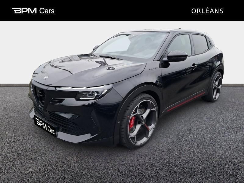 Noir Utilisé 2025 Alfa Romeo Junior Veloce SUV | 45 890 € (Prix juste) - Image 1/3