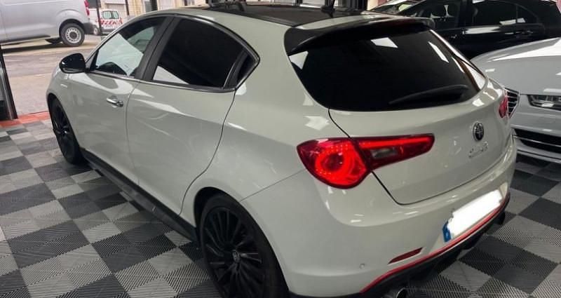 Occasion Alfa Romeo Giulietta Quadrifoglio Verde 235 ch (172 kW) 2013 Berline