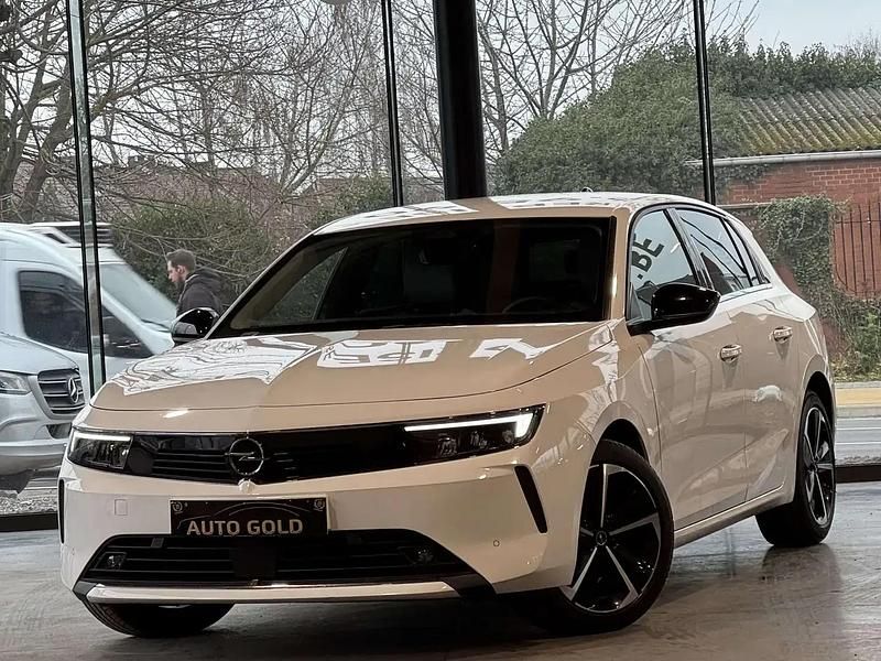 Blanc Occasion 2023 Opel Astra Sport Berline | 16 950 € (Super prix) - Image 1/4