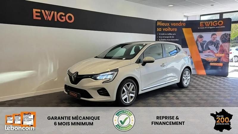 Blanc Utilisé 2022 Renault Clio V Business Berline | 12 990 € (Bon prix) - Image 1/4