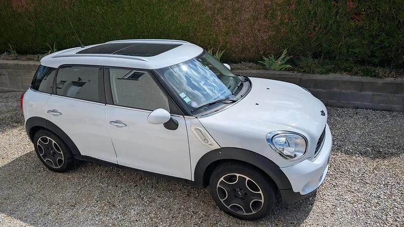 Blanc Utilisé 2014 Mini One Countryman SUV | 10 900 € - Image 1/4
