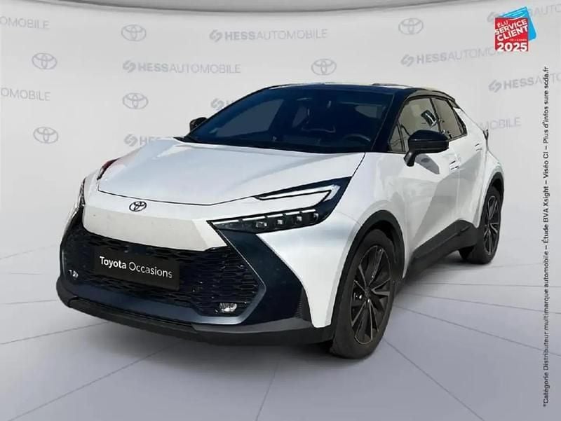 Blanc Utilisé 2025 Toyota C-HR SUV | 37 999 € - Image 1/4