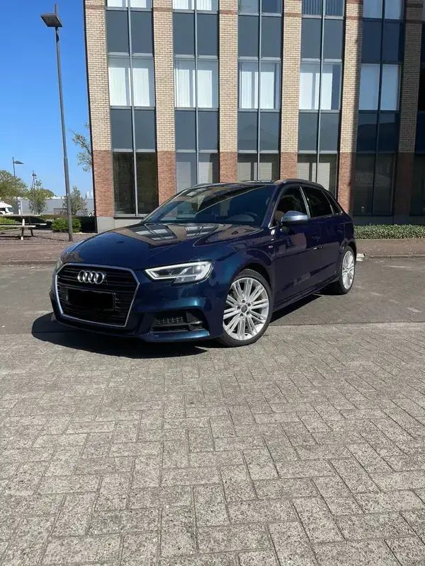 Utilisé 2017 Audi A3 Sportback Sport Berline | 18 500 € (Prix cher) - Image 1/4