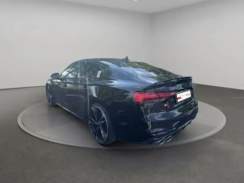 Image 2/4