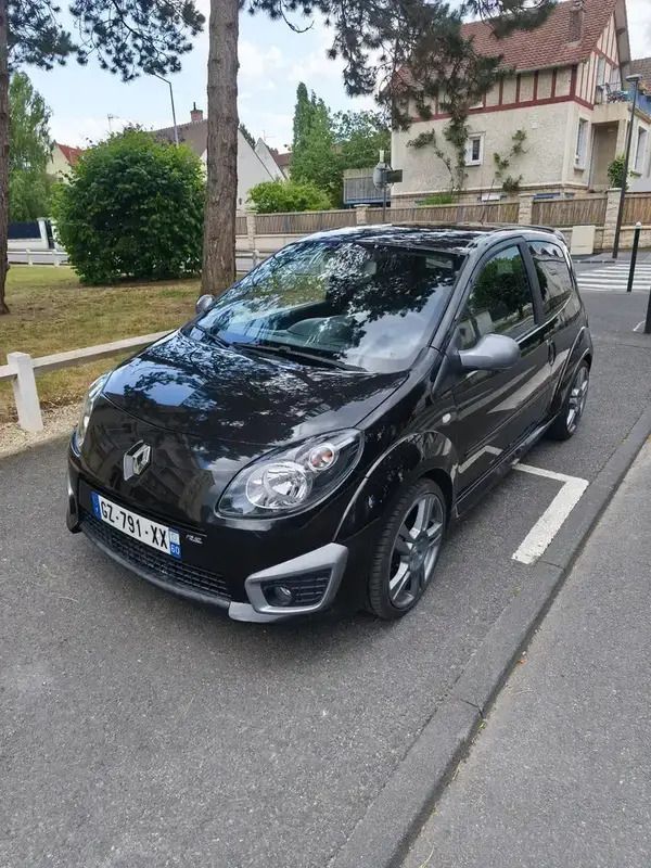 Image 2/4