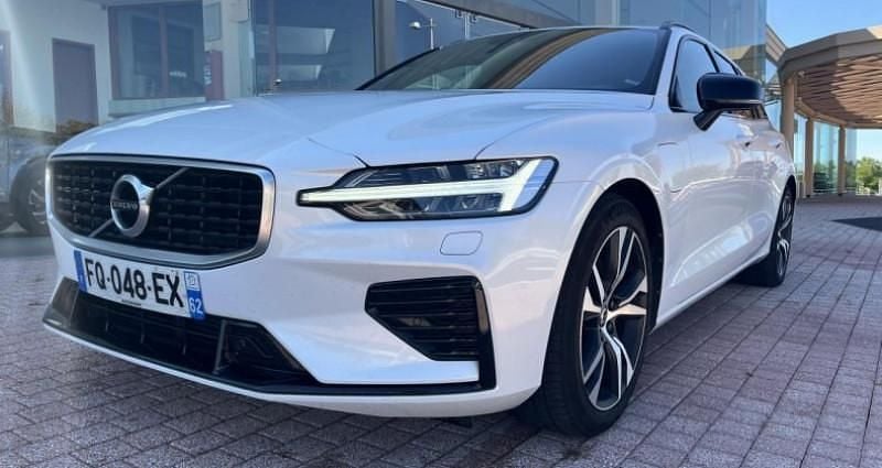 Utilisé 2020 Volvo V60 R-Design Break | 28 890 € (Prix assez cher) - Image 1/4